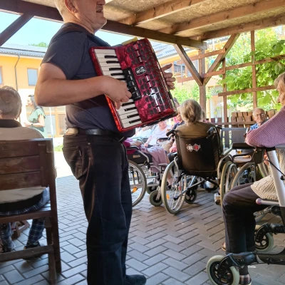 Kácení Máje