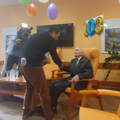 Pan Melich slaví 103 let !!! Natáčela TV Nova