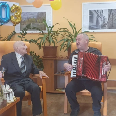 Pan Melich slaví 103 let !!! Natáčela TV Nova
