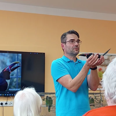 Výstava exotického ptactva s přednáškou