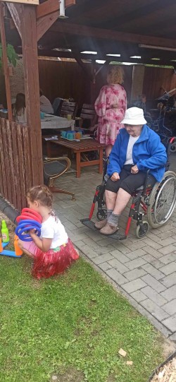 d54d21e9-404a-4cb6-97f7-4832ee85c4e8